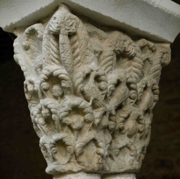chapiteau du cloître